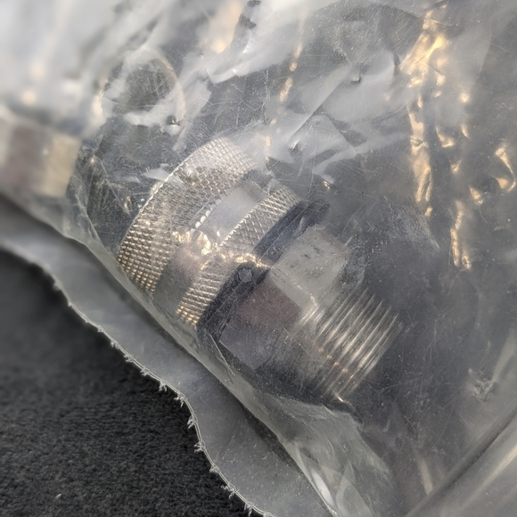 OEM ValvoMax M20-1.50 quick twist oil drain plug system plug - Picture 5 of 8